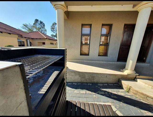 3 BEDROOM HOUSE FOR SALE IN AMANDASIG